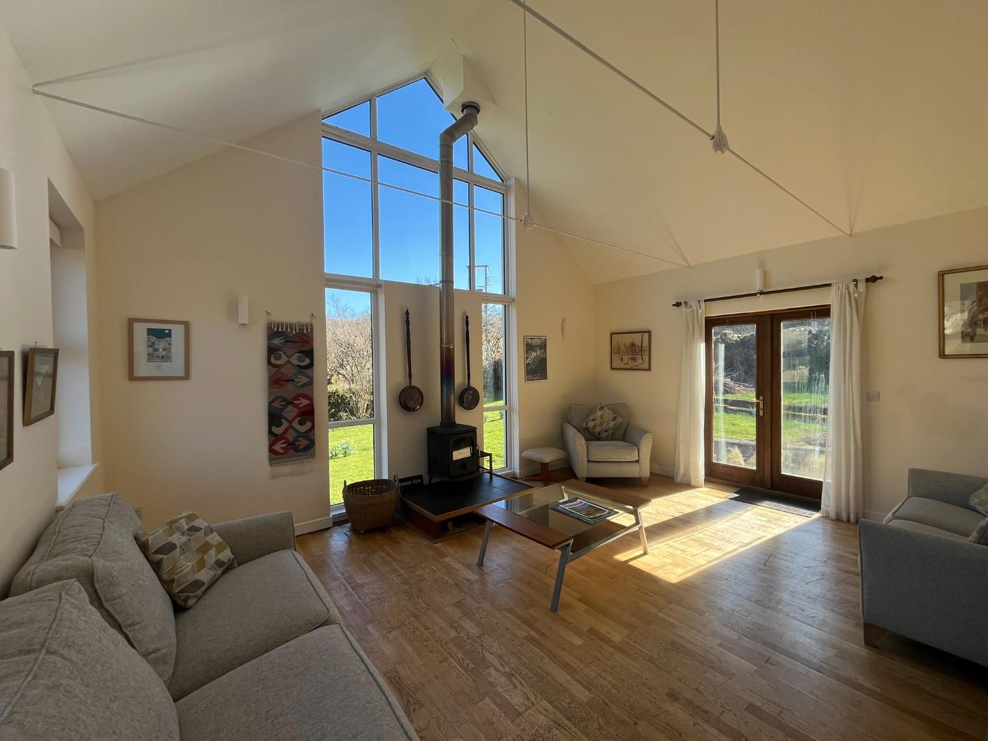 Living Room (2).JPEG